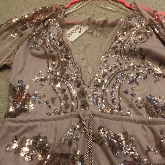 NWT Gold Romper - Picture 2 of 5